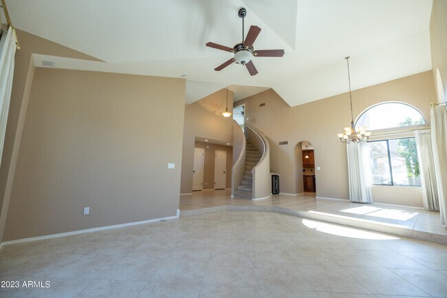 Foto del edificio - 5713 E Muriel Dr