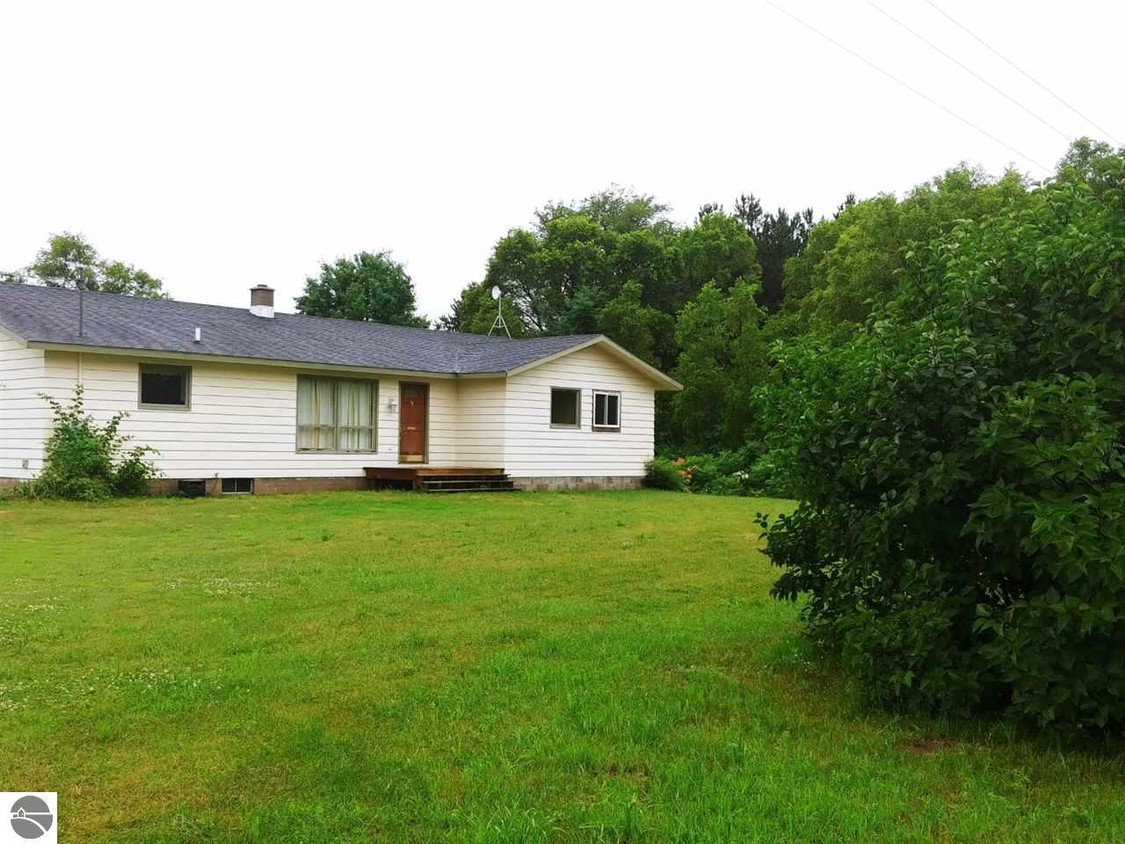 Primary Photo - 4809 Grace Rd