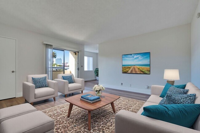 Foto del interior - North Euclid Luxury Investments LLC