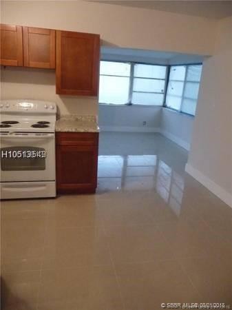Foto del edificio - 1430 N 64th Ave