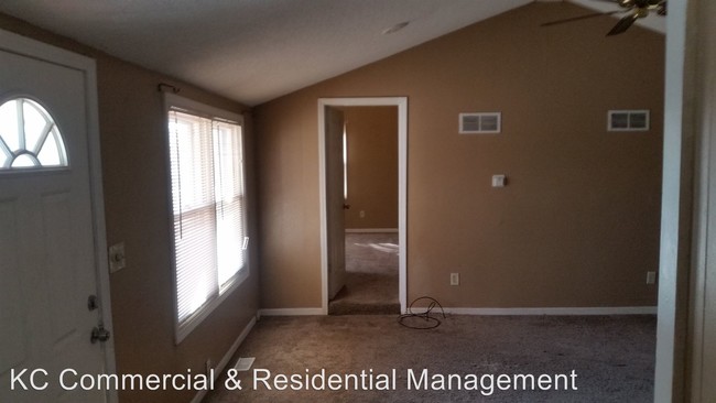 Foto del edificio - 3 br, 1 bath House - 405 Bellemere Road
