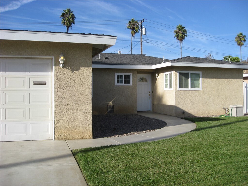 Primary Photo - 7651 Ontario Dr