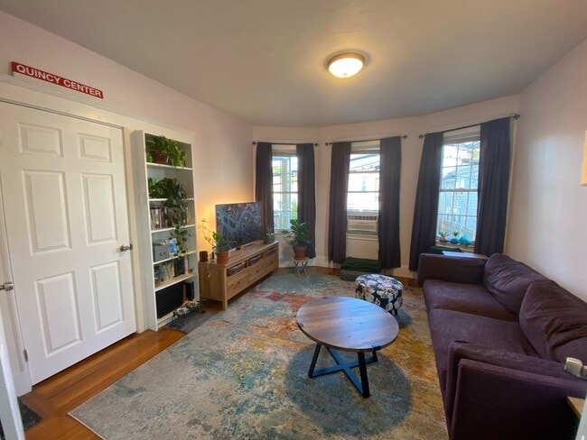 Building Photo - 184 Elm Street, Unit #2