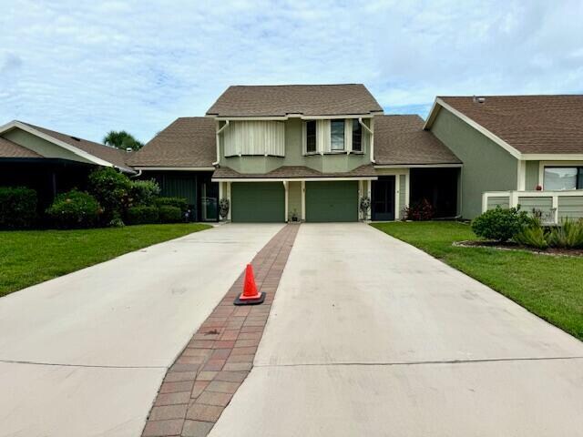 Building Photo - 1565 SE Crayrich Ct