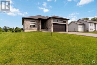 Building Photo - 513 Voie Ferree St