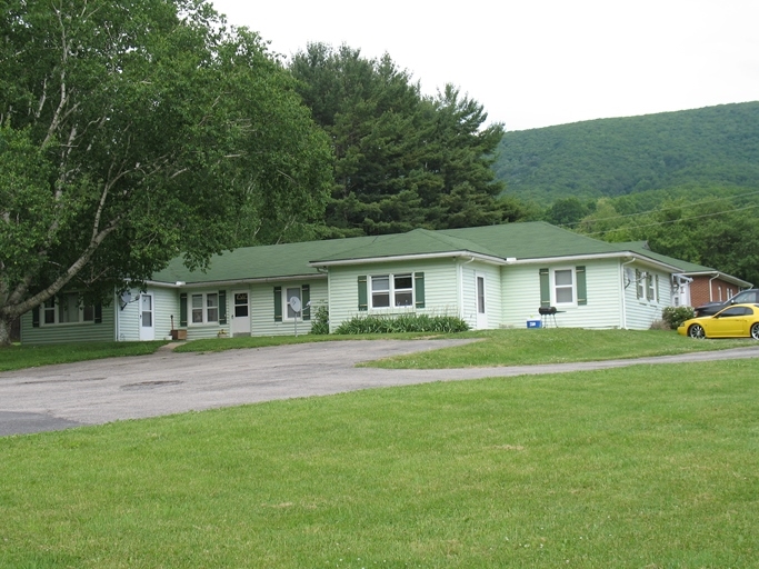 Building Photo - Hot Springs Apartments