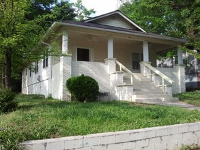 Building Photo - 947 White St SW