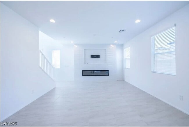 Building Photo - 10407 Sadie Blake Ave