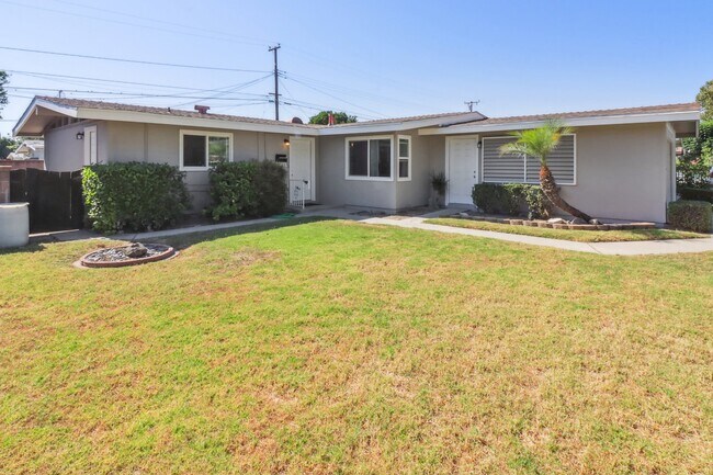Building Photo - 8349 Decosta Ave