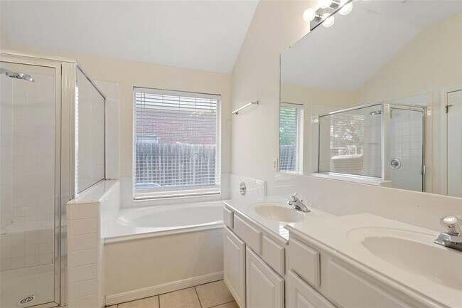 Building Photo - 11214 Amaranth Ln