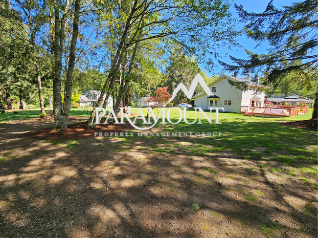 Building Photo - Exceptional Rental Opportunity: Port Orchard 3-Bedroom with Premium Amenities