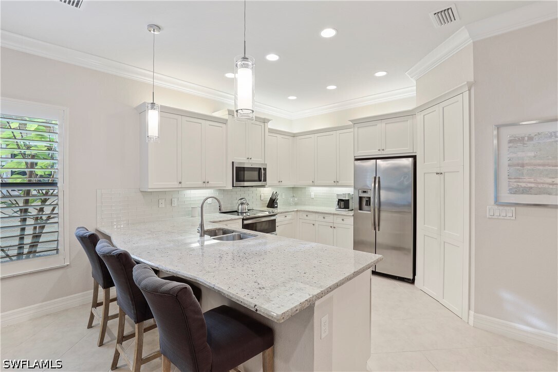 Foto del edificio - 13435 Silktail Dr