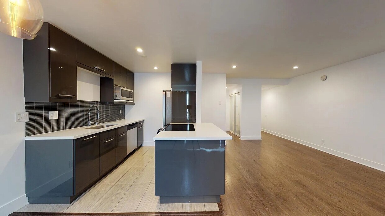 1119 Hacienda Pl Unit 202, West Hollywood, CA 90069 Apartments in