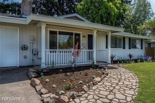 Building Photo - 3 br, 1 bath House - 13700 90th Ave NE