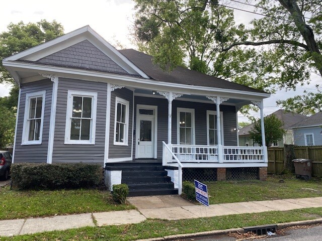 Building Photo - 8 N Julia St