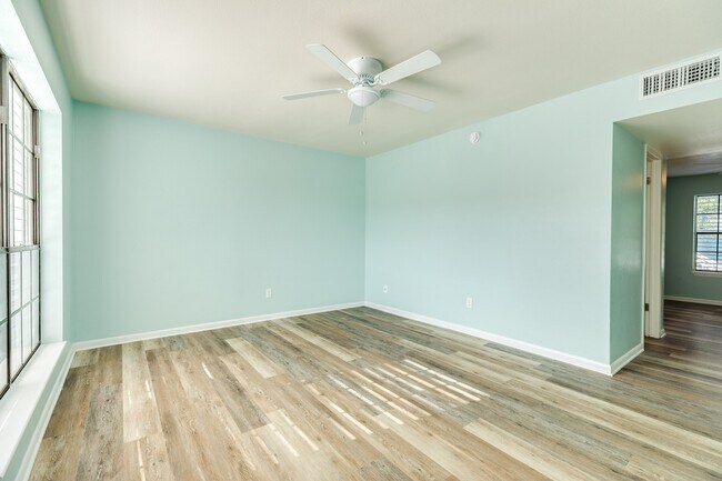 Foto del edificio - 711 7th St