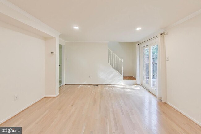 Foto del edificio - 8932 Barrowgate Ct