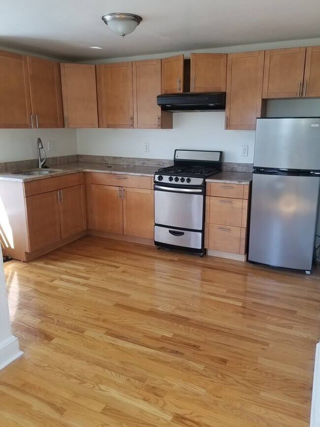 Photo - 8022 Pine Rd Apartment