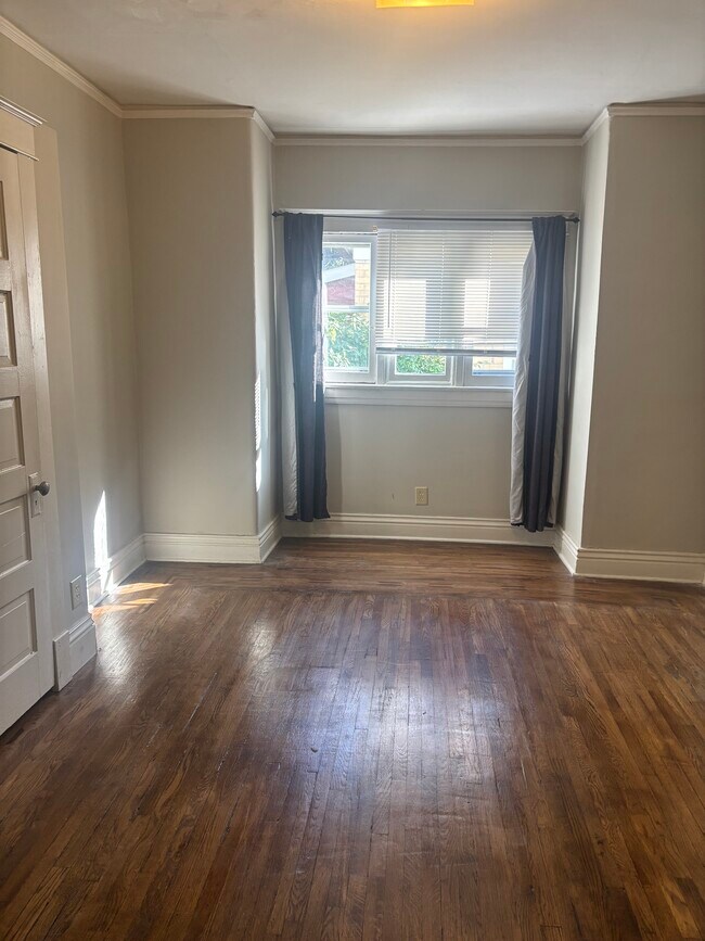 Foto del edificio - 161 N Keats Ave