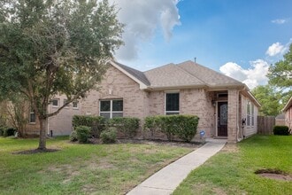 Building Photo - 17227 Marquette Point Ln