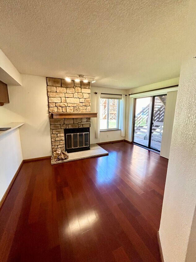 Primary Photo - Charming Ground Floor Condo in a Serene Co...