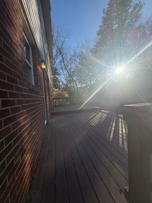 Foto del edificio - 1414 Ashburton Rd