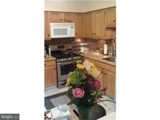 Foto del edificio - 116 Wildflower Pl