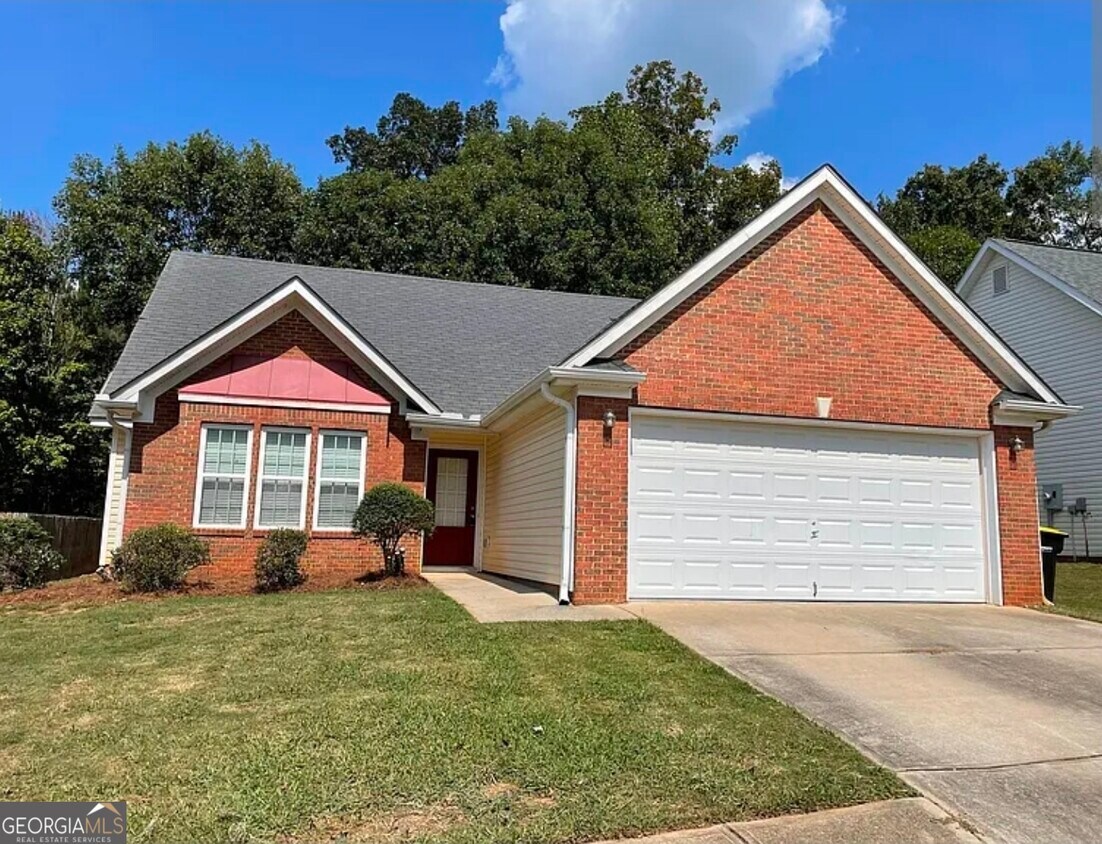 Foto principal - 25 Grier Ln