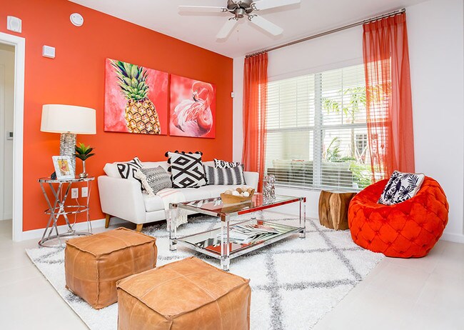 Foto del edificio - 4460 Osceola Pkwy