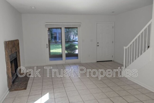 Foto del edificio - 4407 Great Oak Dr
