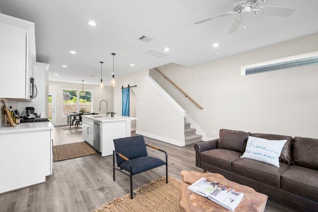 Foto del edificio - 8016 Willow St
