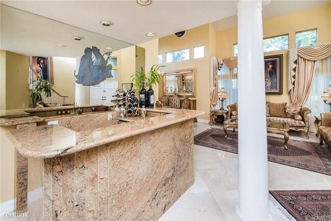 Building Photo - 4 br, 3 bath House - 1 Bernay