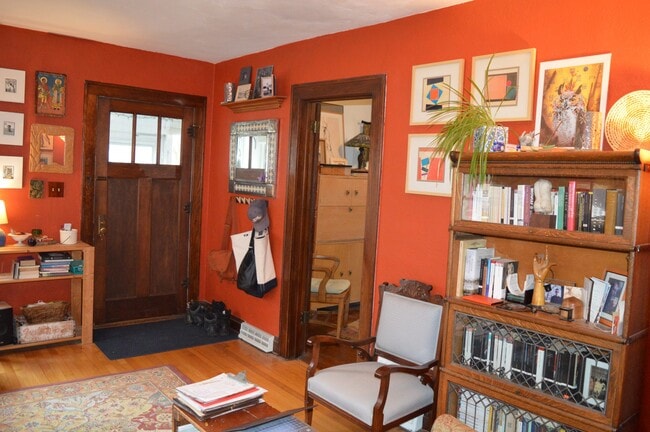 Foto del edificio - 2630 Hoard St