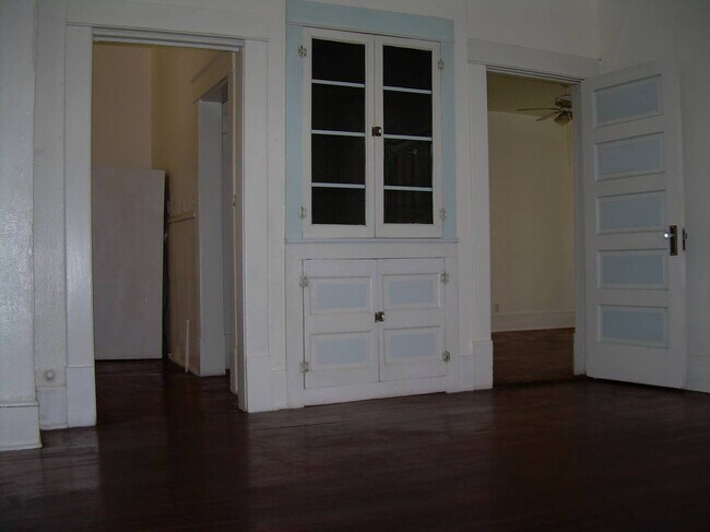 Foto del edificio - 5505 Reiger Ave