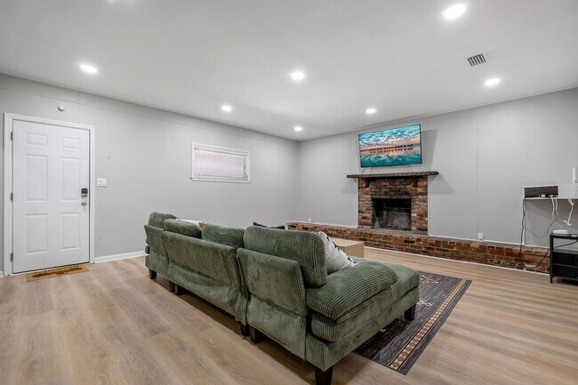 Foto del edificio - 218 Cactus St