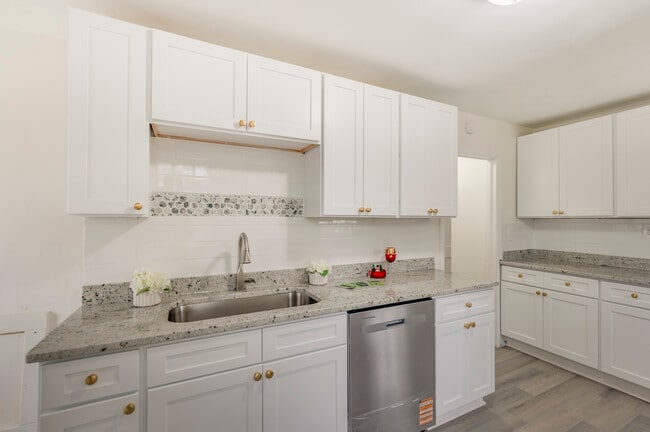 Foto del edificio - 107 S Estate Dr