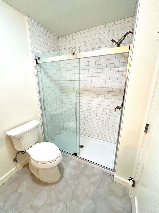 Foto del edificio - 1-Bed/1-Bath Near Downtown San Luis Obispo and Cal Poly