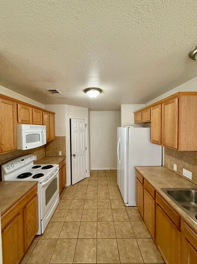 Building Photo - 3110 Baldwin Loop