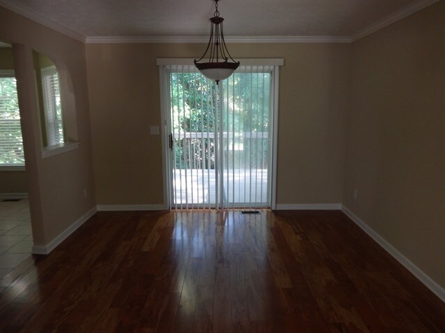 Building Photo - 2631 Abbotts Glen Drive