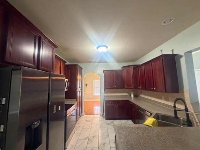 Foto del edificio - 3541 Castlefield Ln