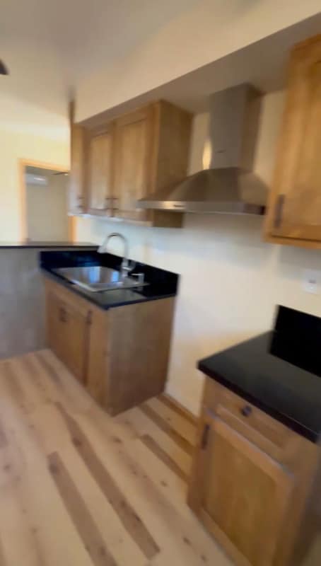 Foto del edificio - 1628 W 24th St