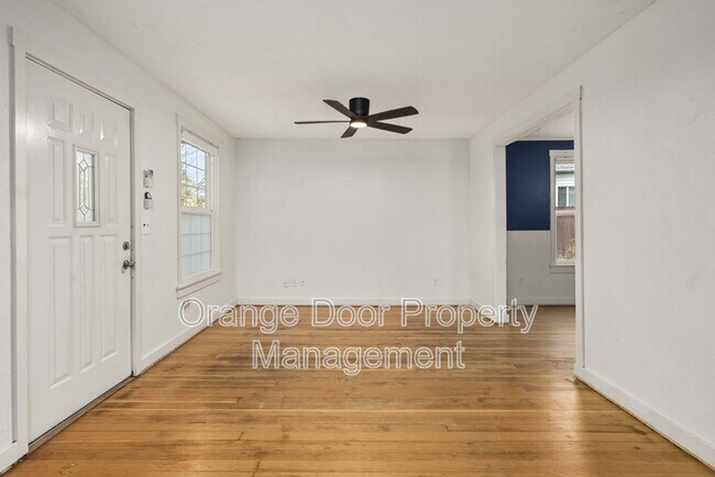 Foto del edificio - 4316 Park Ave. S