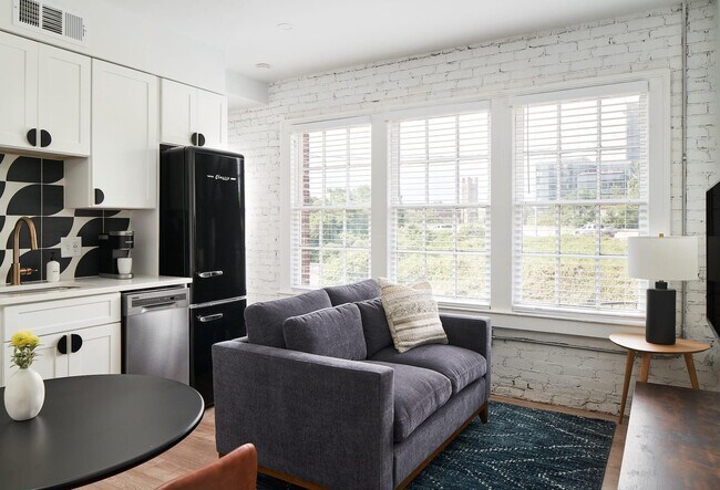Foto del edificio - 1460 W Peachtree St NW