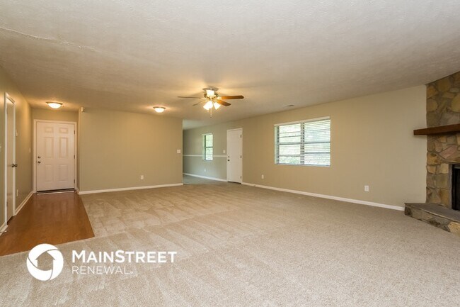 Building Photo - 3790 Creekview Cir