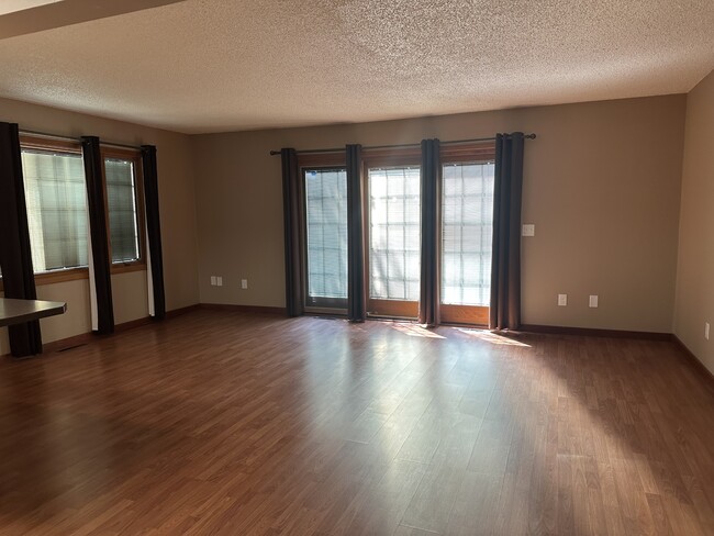 Building Photo - 4131 Rimrock Rd