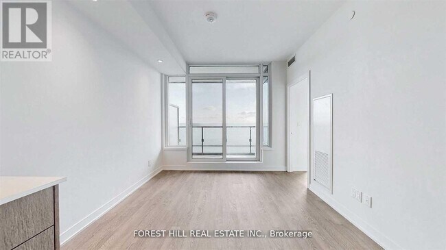 Building Photo - 1928 Lake Shore Blvd W