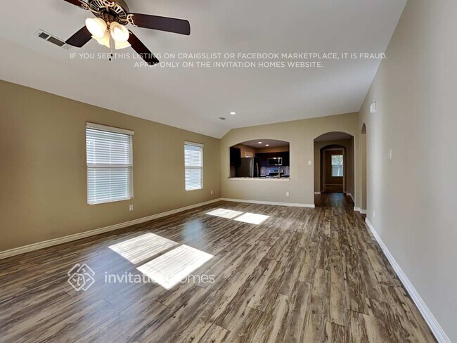 Foto del edificio - 111 E Kirnwood Dr