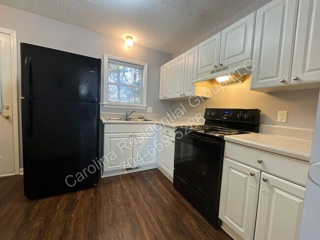 Foto del edificio - 206 W 15th St