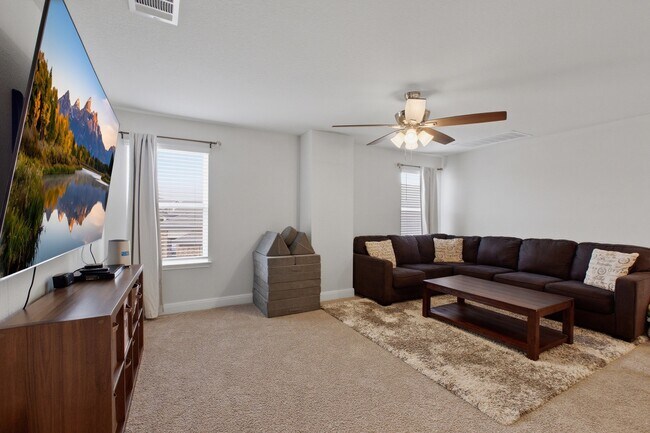 Foto del edificio - 8439 Knapp Rise