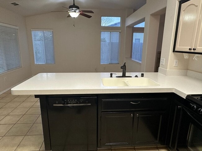 Foto del edificio - 5449 W Ashland Ct